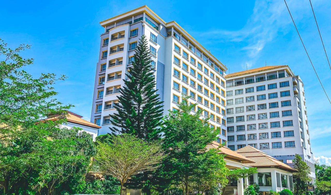 K Park Grand Hotel Sha Plus Certified Surat Thani Esterno foto