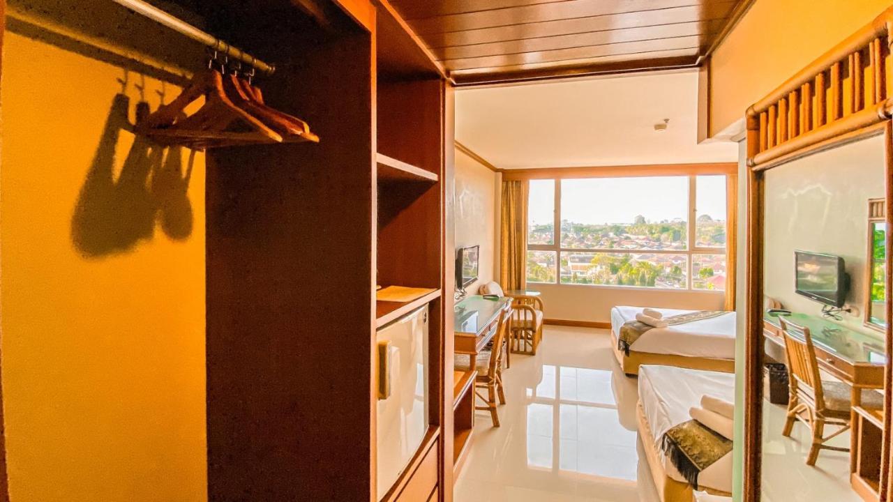 K Park Grand Hotel Sha Plus Certified Surat Thani Esterno foto