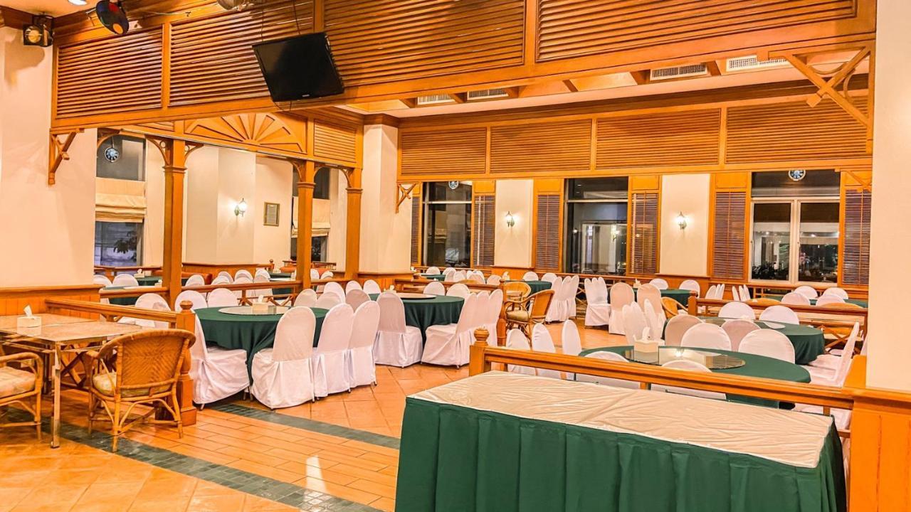 K Park Grand Hotel Sha Plus Certified Surat Thani Esterno foto
