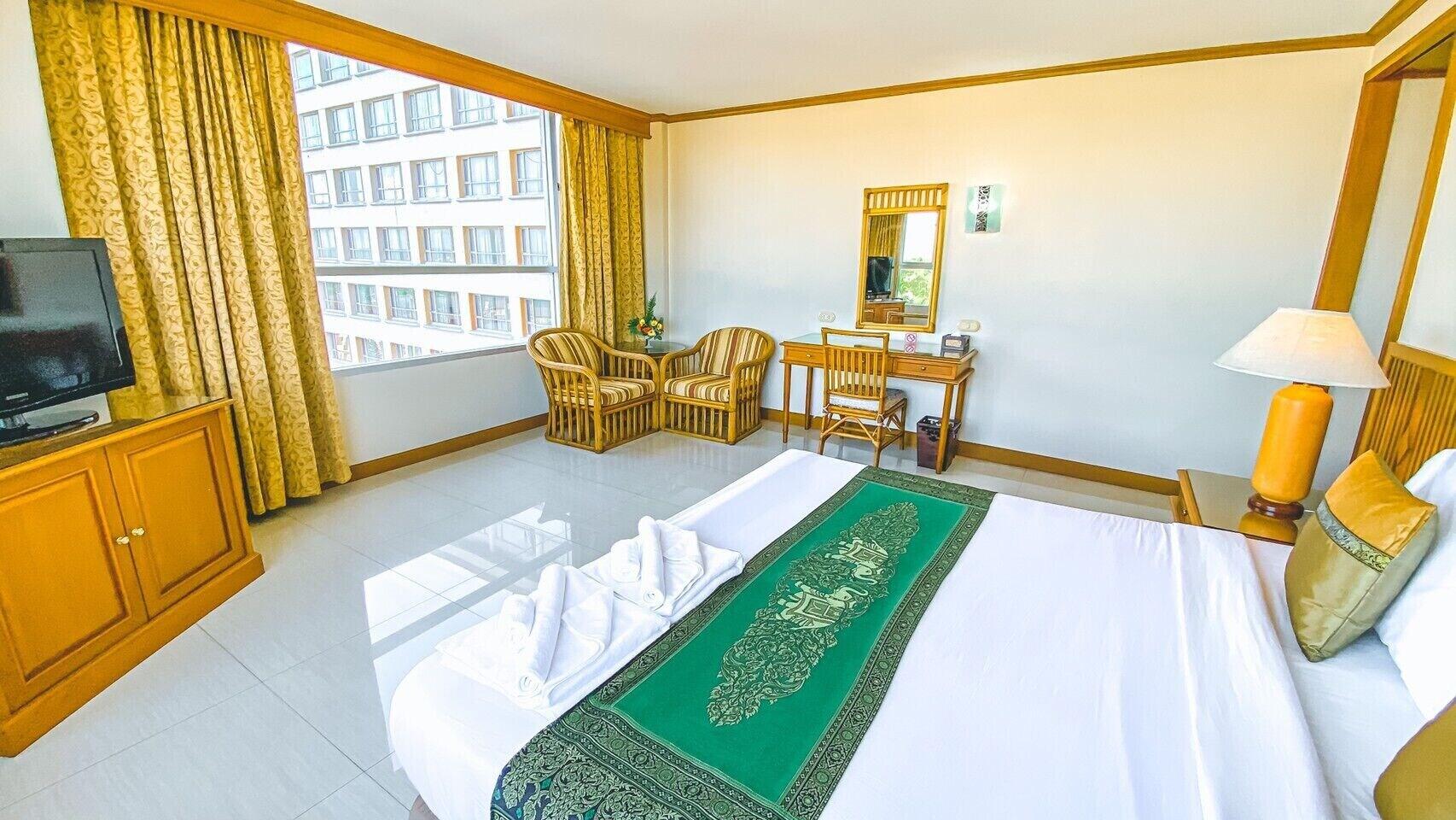 K Park Grand Hotel Sha Plus Certified Surat Thani Esterno foto