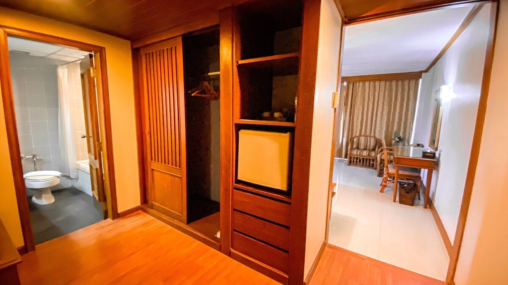 K Park Grand Hotel Sha Plus Certified Surat Thani Esterno foto